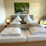 Sternen Otel *